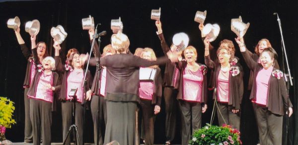 Notables Singers performing at the Bickford Theater